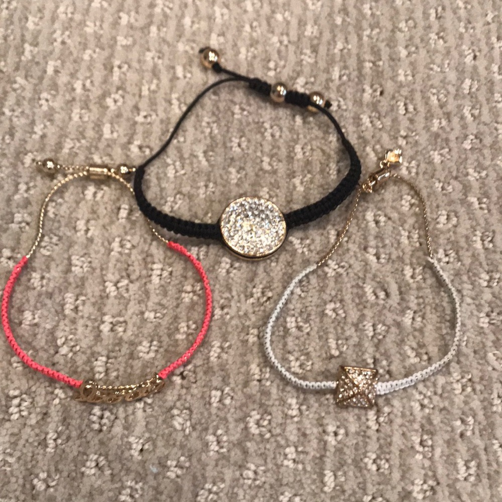 Set of 3 bracelets